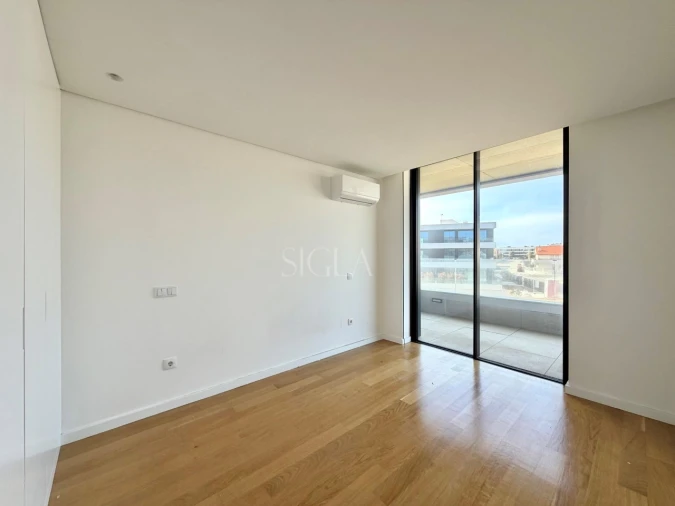 Apartamento T2 para Arrendamento em Canidelo Foto 12