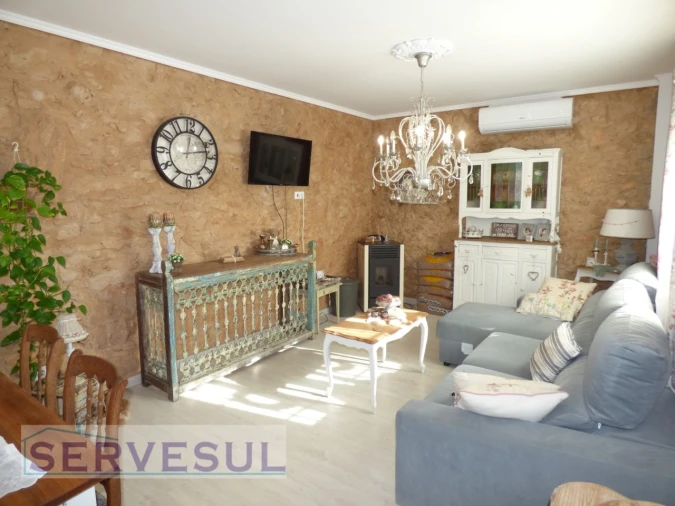 Moradia T3 para Venda em São Bartolomeu de Messines Foto 3