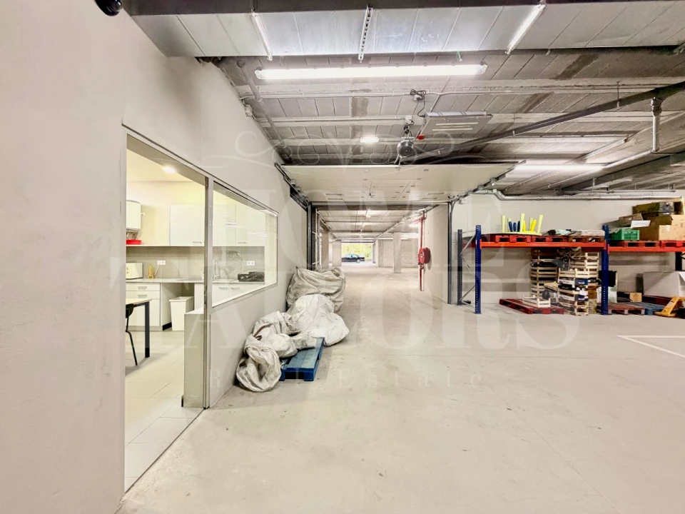 Loja para Venda em Rio de Moinhos Foto 36