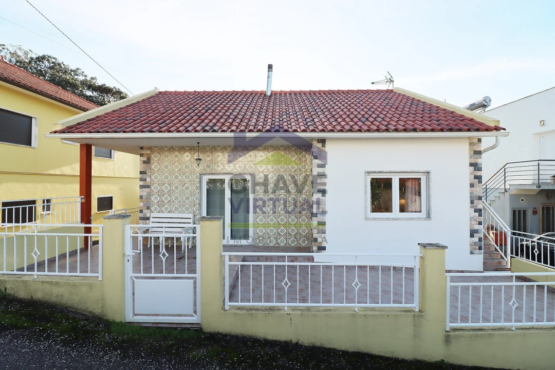 Moradia T3 para Venda em Santa Catarina Foto 1