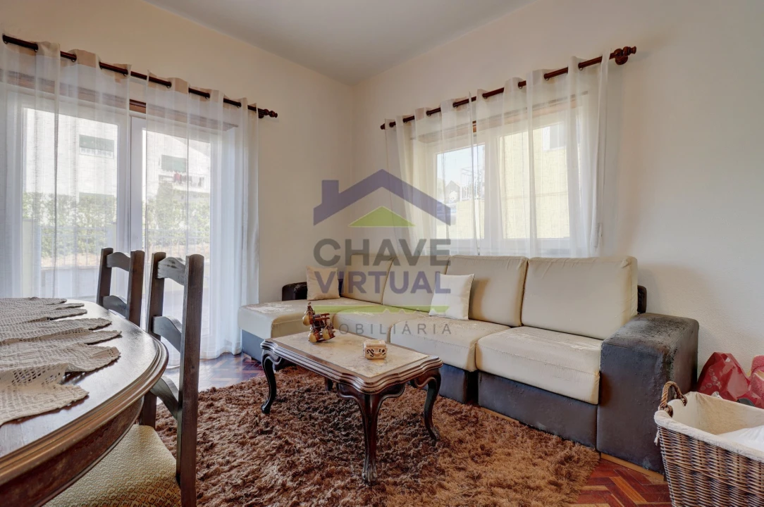 Moradia T3 para Venda em Santa Catarina Foto 3