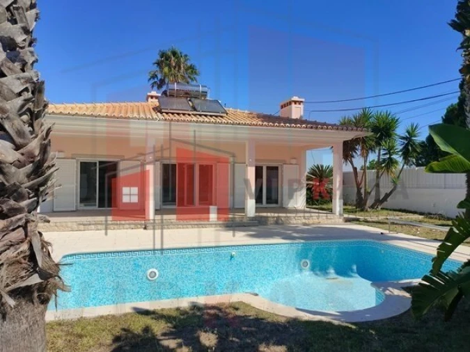 Moradia T3 para Venda em Sesimbra (Castelo) Foto 6