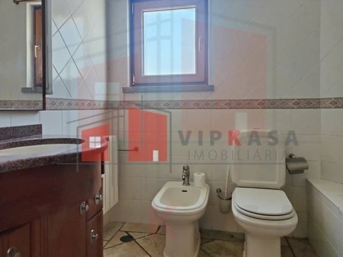 Moradia T3 para Venda em Sesimbra (Castelo) Foto 14