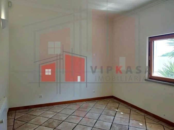 Moradia T3 para Venda em Sesimbra (Castelo) Foto 17