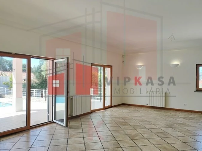 Moradia T3 para Venda em Sesimbra (Castelo) Foto 13