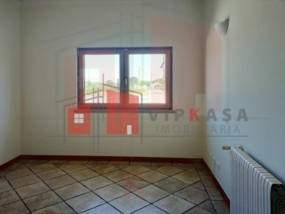 Moradia T3 para Venda em Sesimbra (Castelo) Foto 19