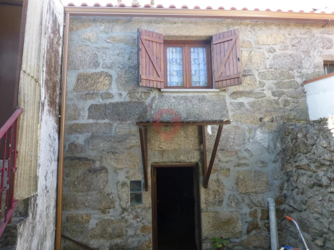 Moradia T2 para Venda em Messegães, Valadares e Sá Foto 6