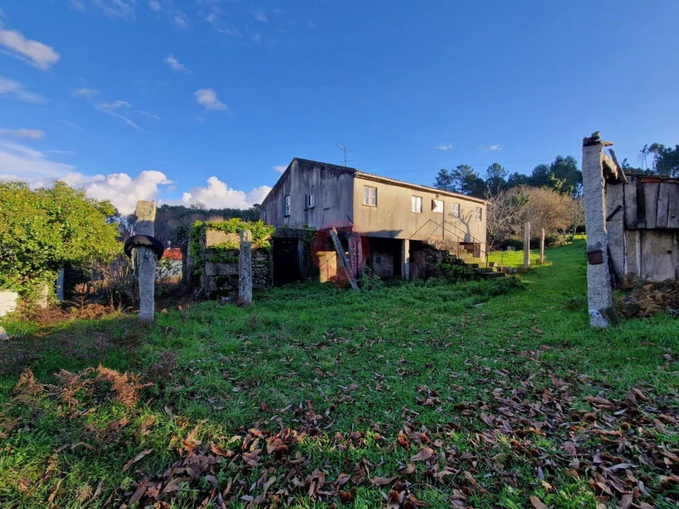 Moradia T3 para Venda em Troporiz e Lapela Foto 2