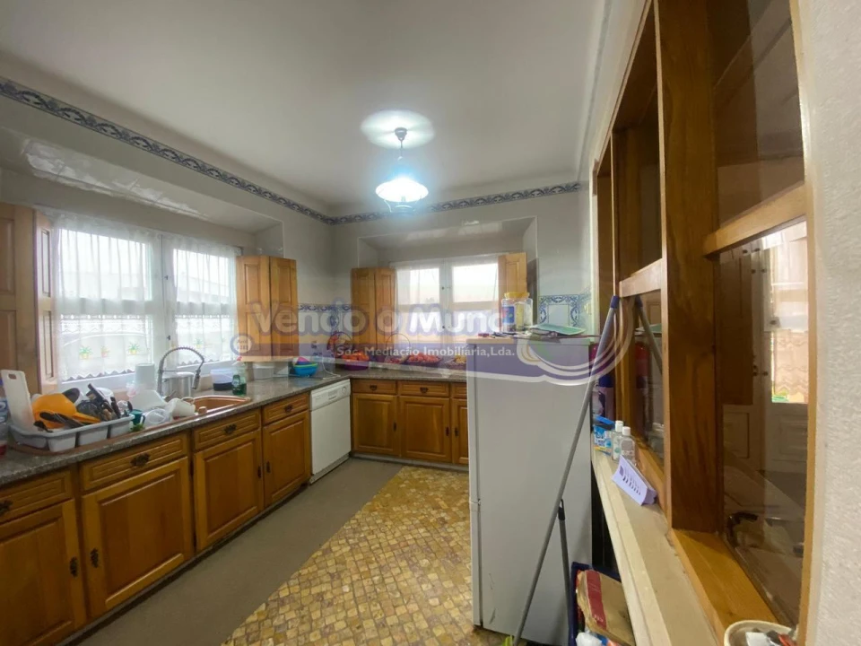 Moradia T4 para Venda em Fazendas de Almeirim Foto 5