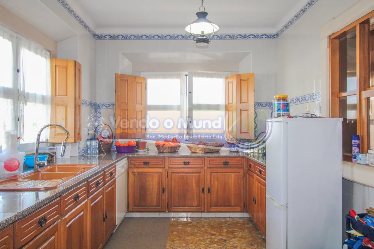 Moradia T4 para Venda em Fazendas de Almeirim Foto 13