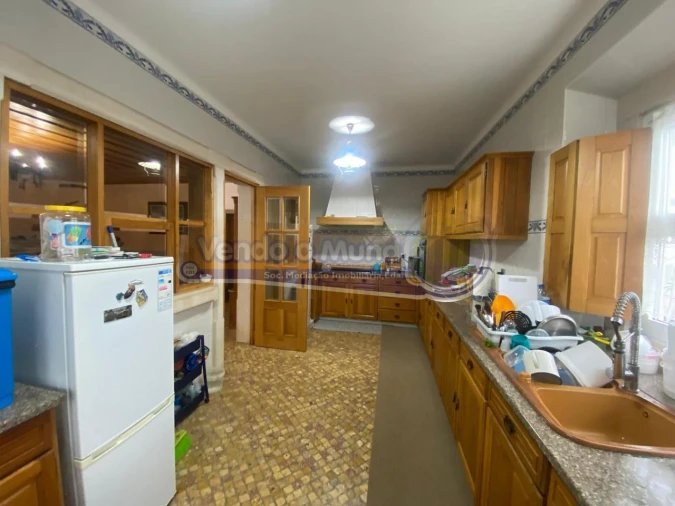 Moradia T4 para Venda em Fazendas de Almeirim Foto 6