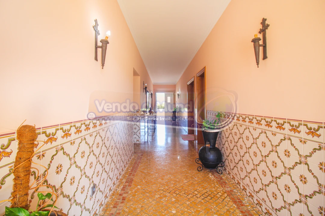 Moradia T4 para Venda em Fazendas de Almeirim Foto 7