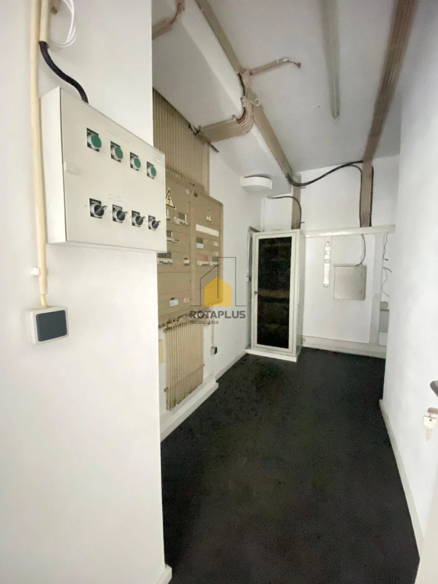 Loja para Arrendamento em Cidade da Maia Foto 20