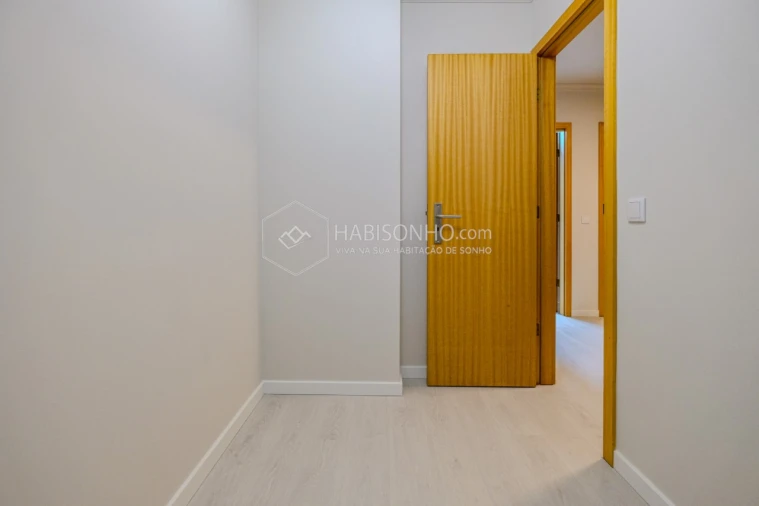 Apartamento T2 para Venda em Gondomar (São Cosme), Valbom e Jovim Foto 11