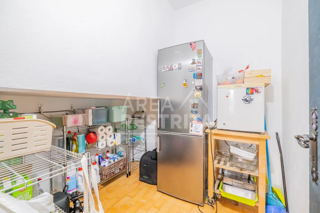 Moradia T4 para Venda em Quinta do Conde Foto 8