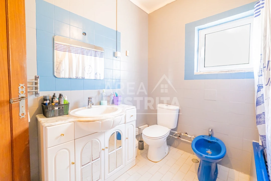 Moradia T4 para Venda em Quinta do Conde Foto 25