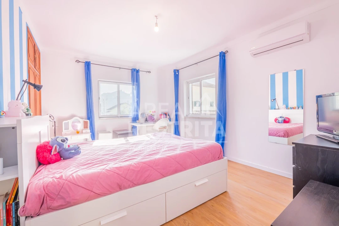 Moradia T4 para Venda em Quinta do Conde Foto 34