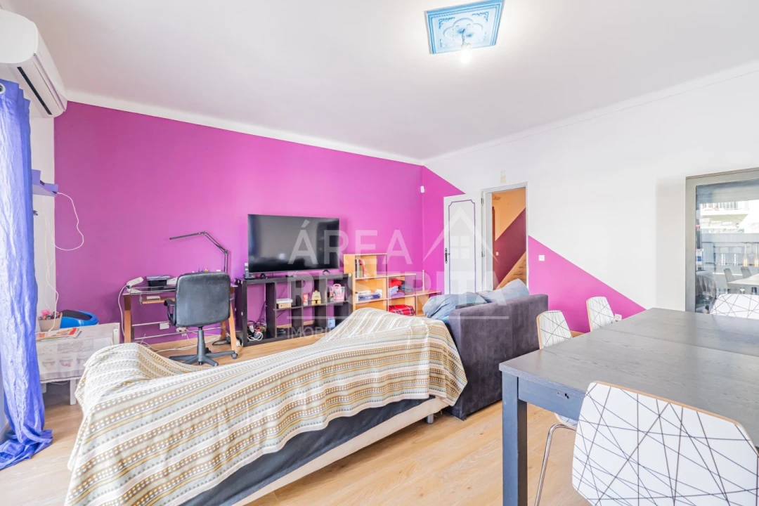 Moradia T4 para Venda em Quinta do Conde Foto 49