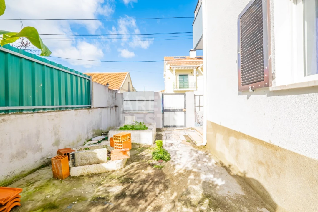 Moradia T4 para Venda em Quinta do Conde Foto 62