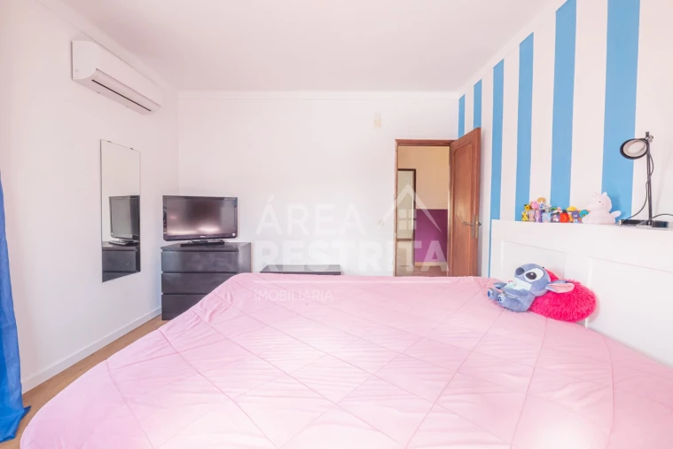 Moradia T4 para Venda em Quinta do Conde Foto 31