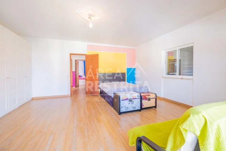 Moradia T4 para Venda em Quinta do Conde Foto 33