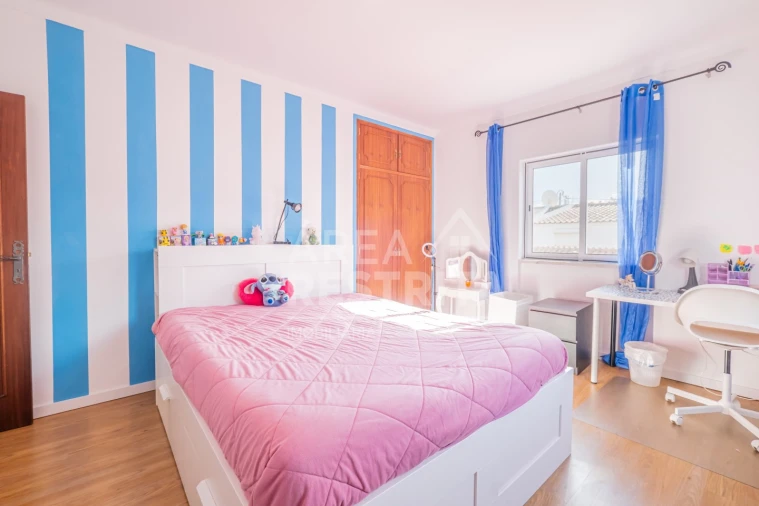 Moradia T4 para Venda em Quinta do Conde Foto 35