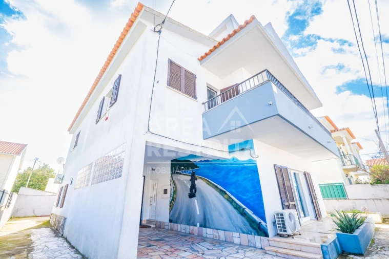 Moradia T4 para Venda em Quinta do Conde Foto 58