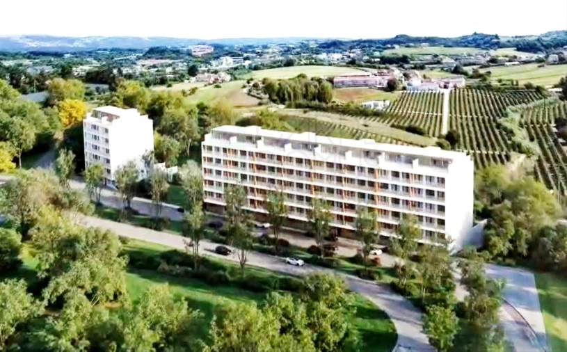 Apartamento T4 para Venda em Alcobaça e Vestiaria