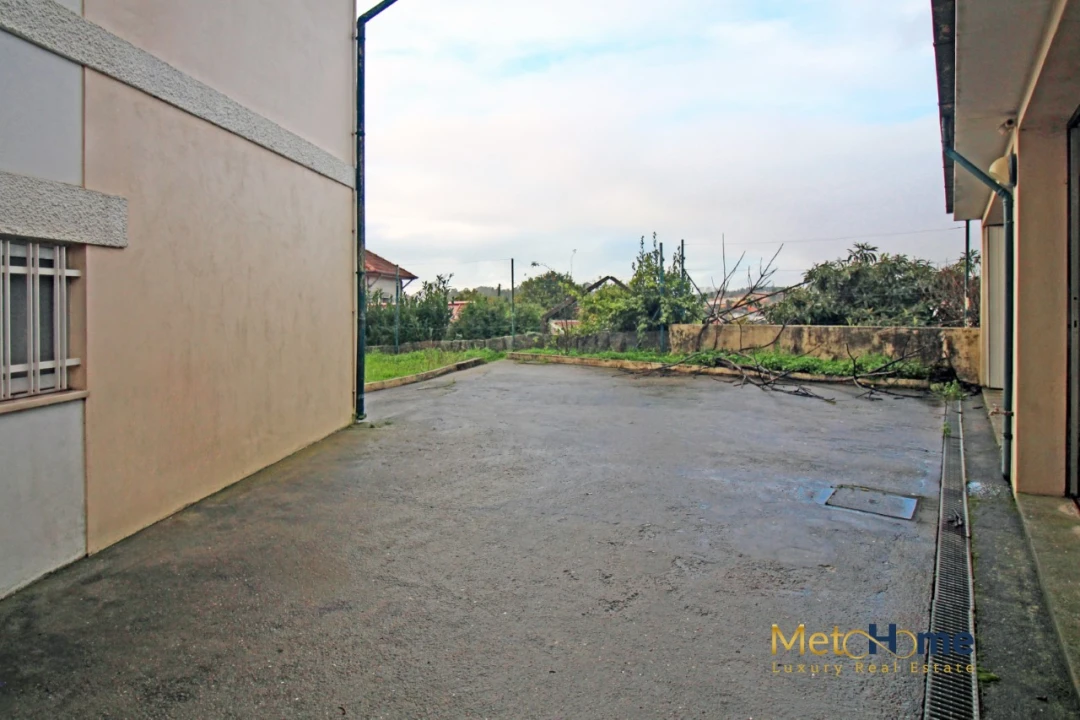 Moradia T3 para Venda em Serzedo e Perosinho Foto 41