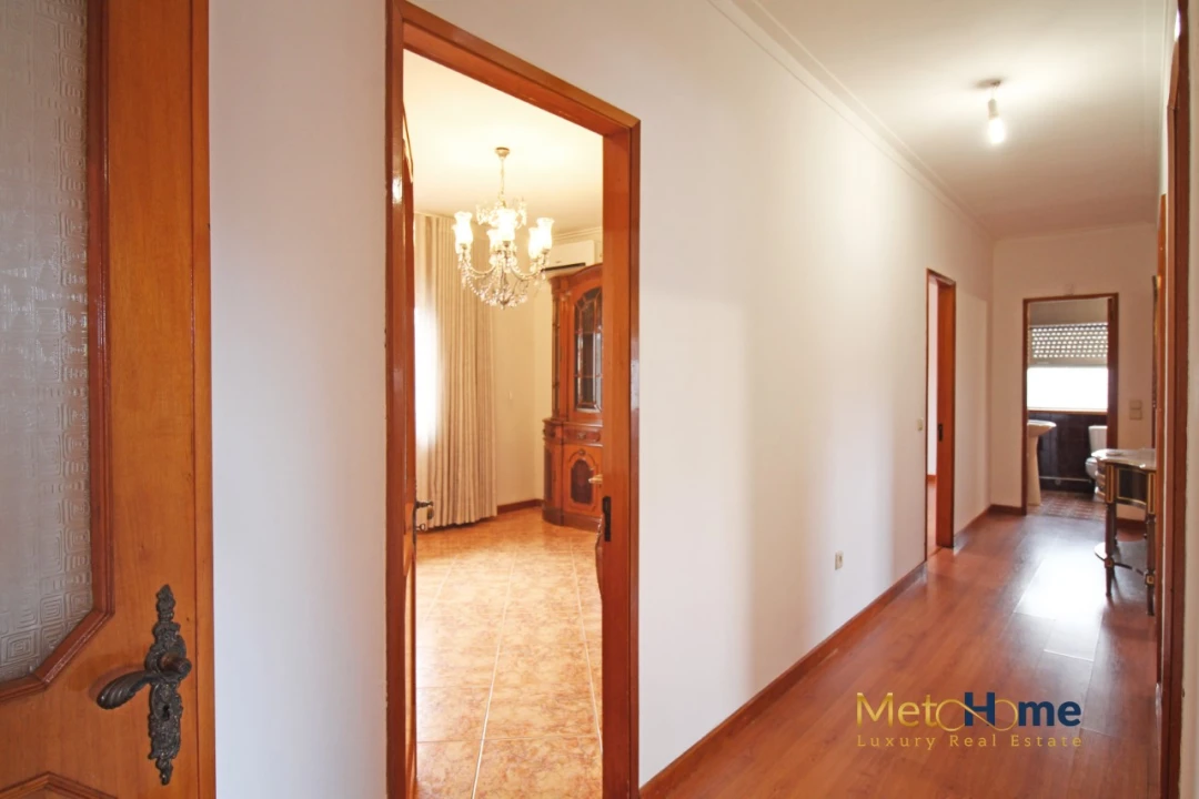 Moradia T3 para Venda em Serzedo e Perosinho Foto 21