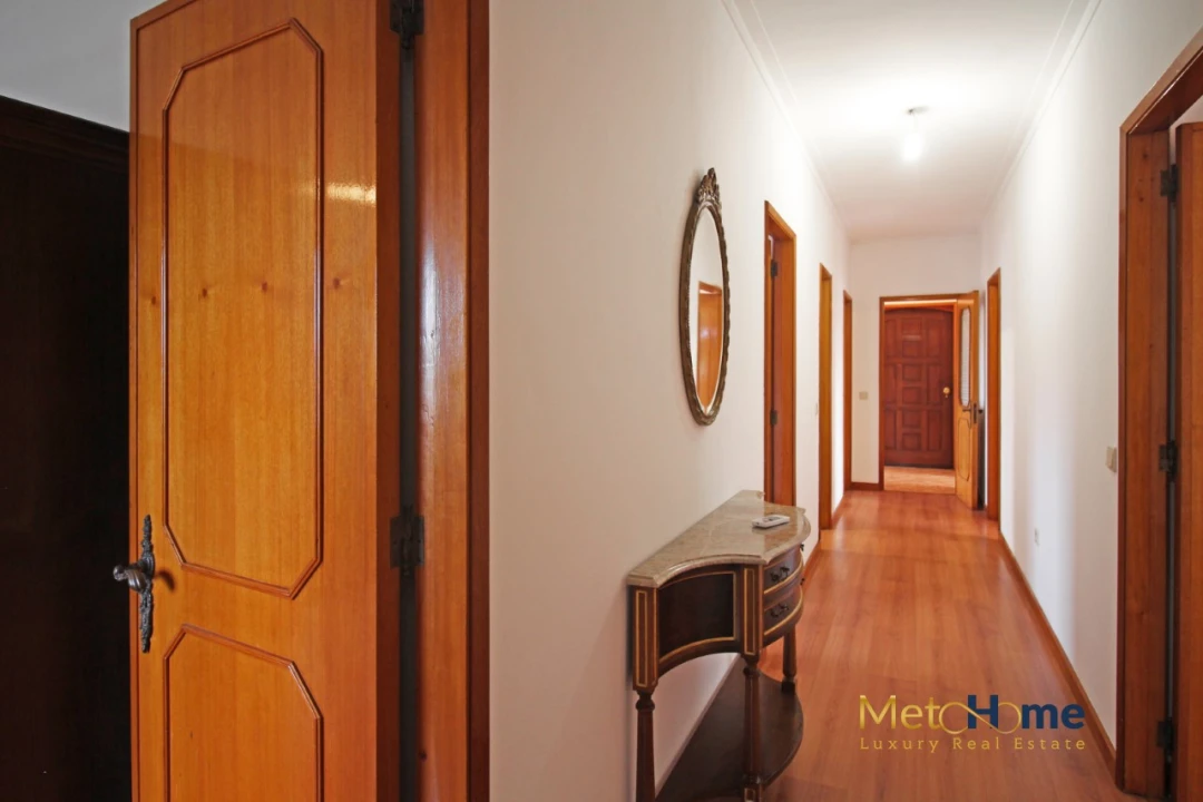 Moradia T3 para Venda em Serzedo e Perosinho Foto 35