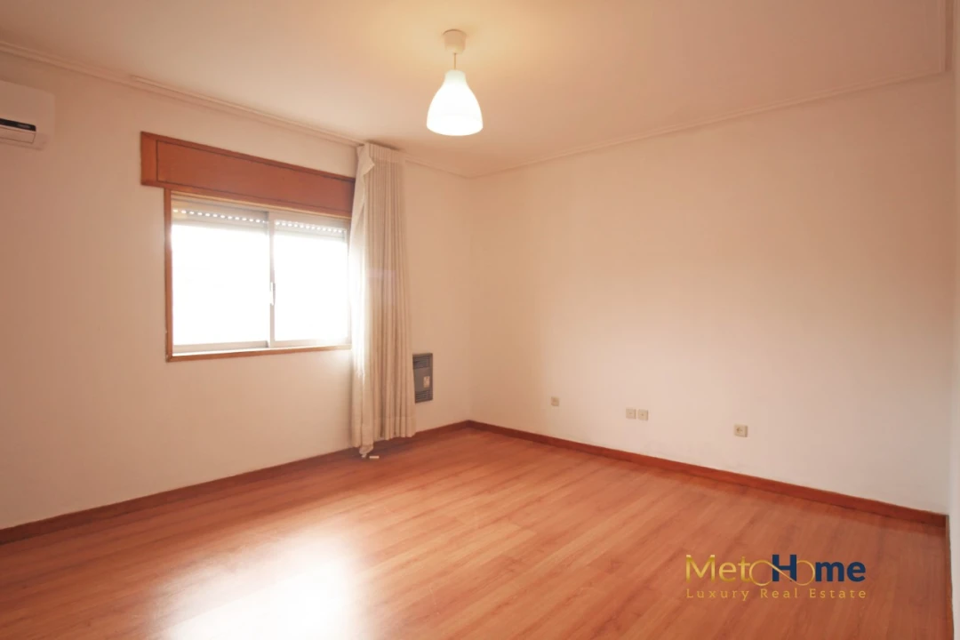 Moradia T3 para Venda em Serzedo e Perosinho Foto 23