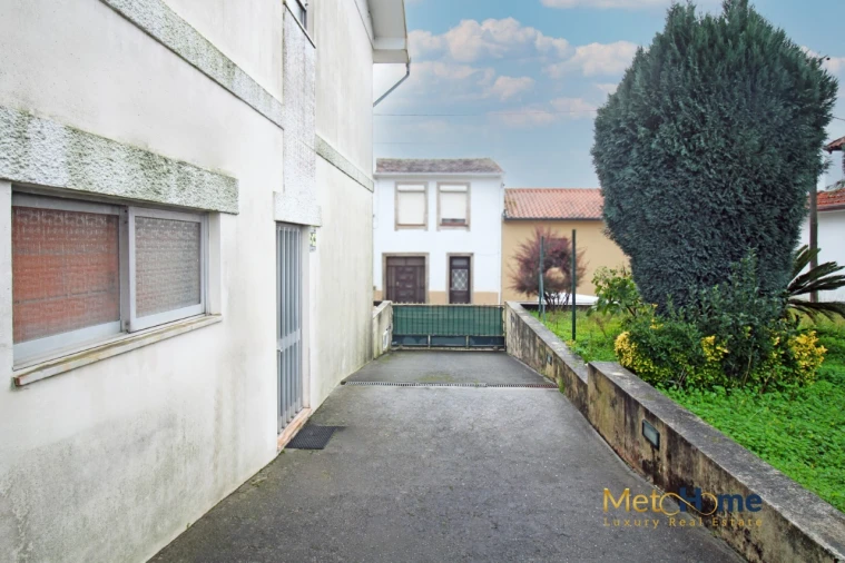 Moradia T3 para Venda em Serzedo e Perosinho Foto 54