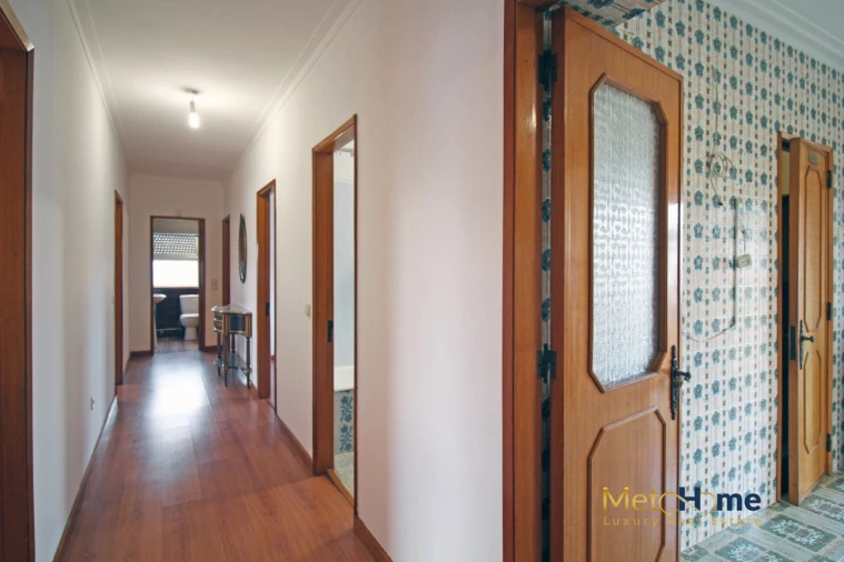 Moradia T3 para Venda em Serzedo e Perosinho Foto 16