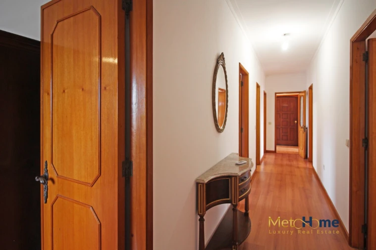 Moradia T3 para Venda em Serzedo e Perosinho Foto 35