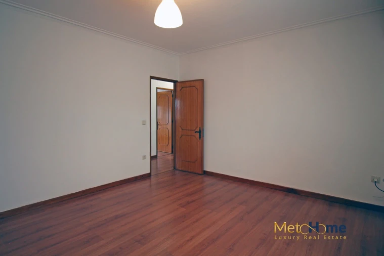 Moradia T3 para Venda em Serzedo e Perosinho Foto 25