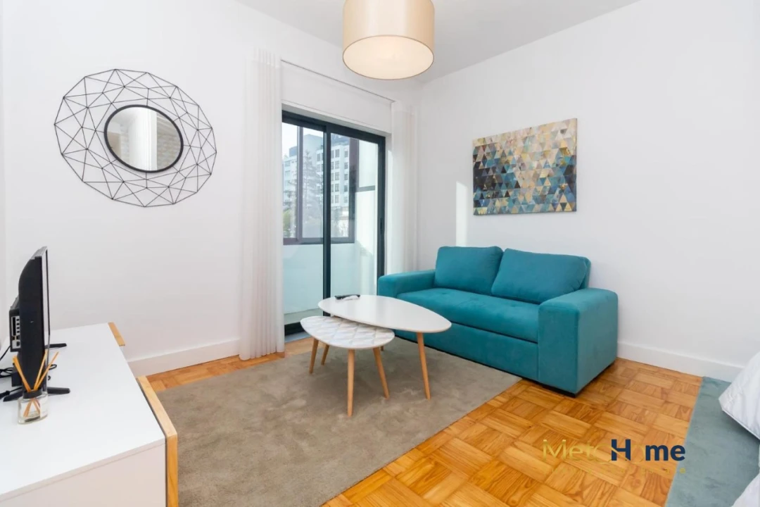 Apartamento para Venda em Lordelo do Ouro e Massarelos Foto 3