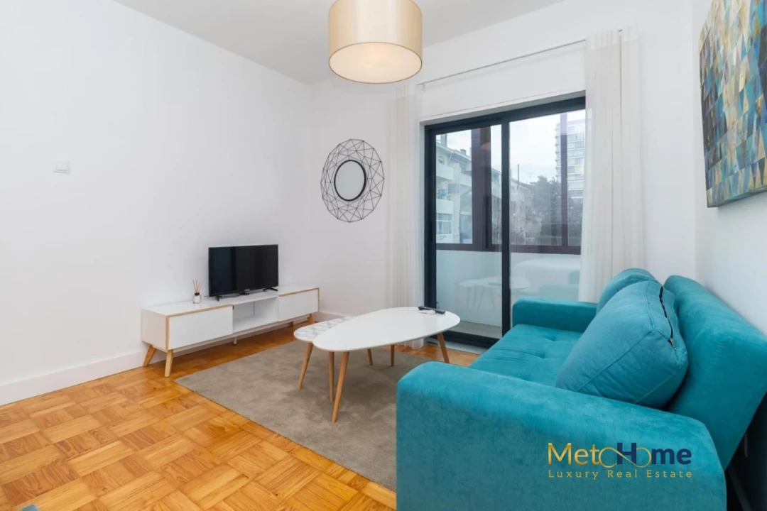 Apartamento para Venda em Lordelo do Ouro e Massarelos Foto 6