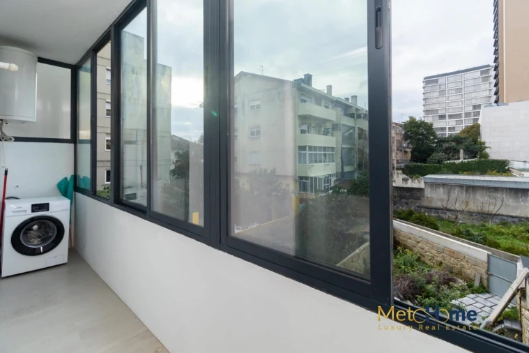 Apartamento para Venda em Lordelo do Ouro e Massarelos Foto 4