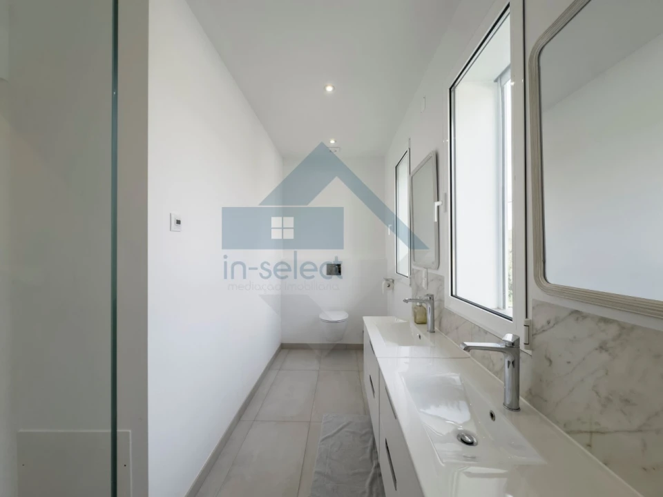 Moradia T3 para Venda em Santa Barbara de Nexe Foto 23