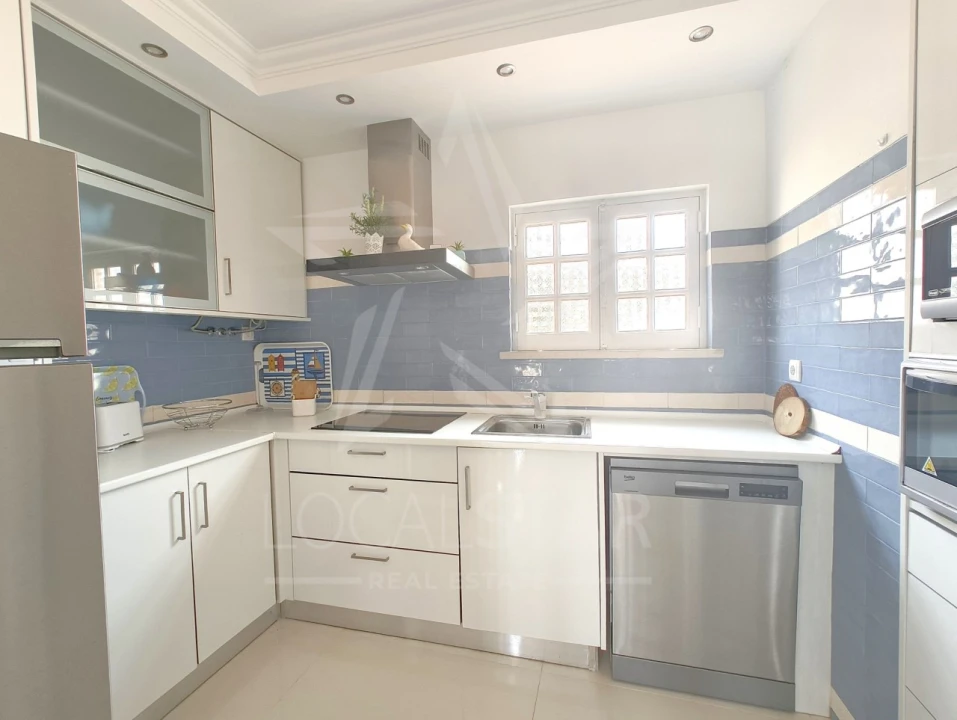 Moradia T11 para Venda em Foz do Arelho Foto 22