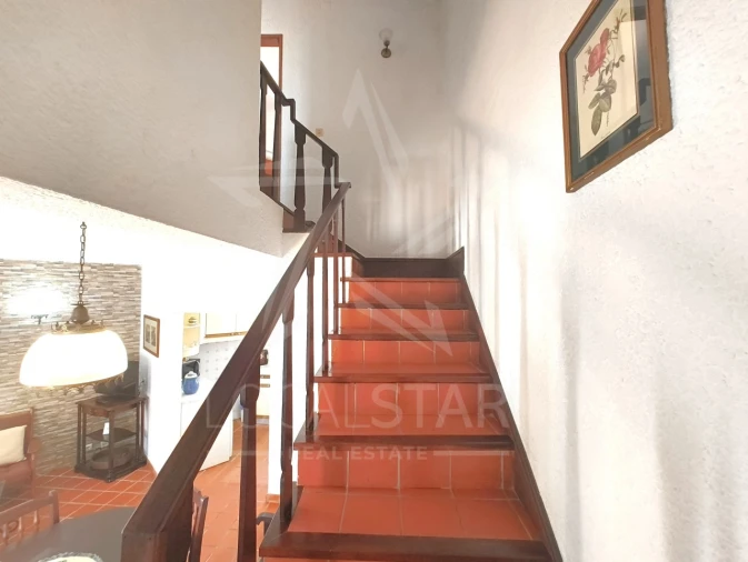 Moradia T11 para Venda em Foz do Arelho Foto 37