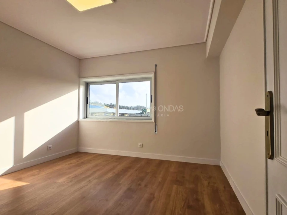 Apartamento T2 para Venda em Santa Maria de Lamas Foto 22