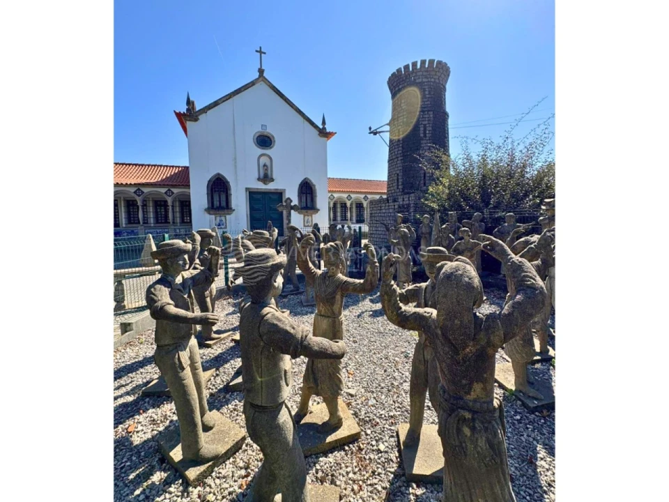 Apartamento T2 para Venda em Santa Maria de Lamas Foto 43