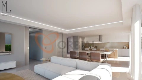 Moradia T4 para Venda em Albufeira e Olhos de Água
