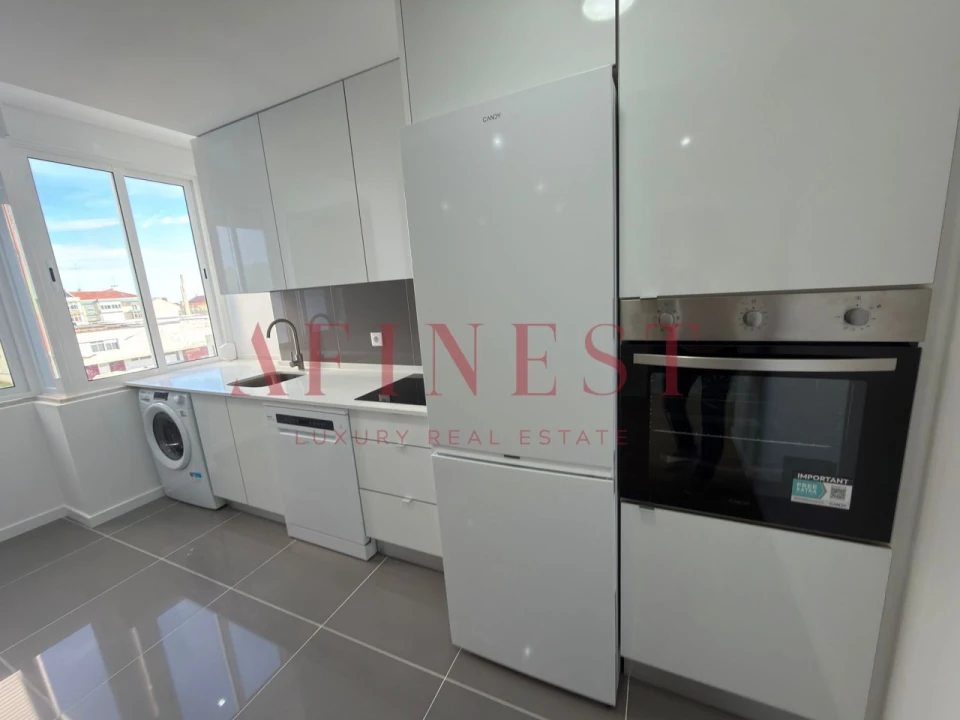 Apartamento T3 para Venda em Águas Livres Foto 6