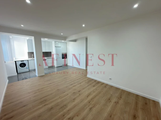 Apartamento T3 para Venda em Águas Livres Foto 3