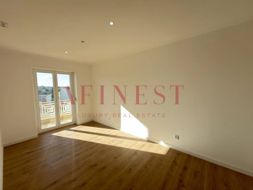 Apartamento T3 para Venda em Queluz e Belas Foto 18