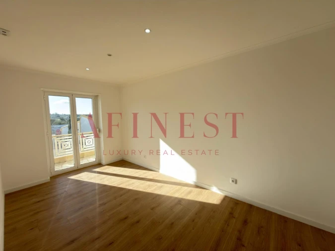 Apartamento T3 para Venda em Queluz e Belas Foto 9