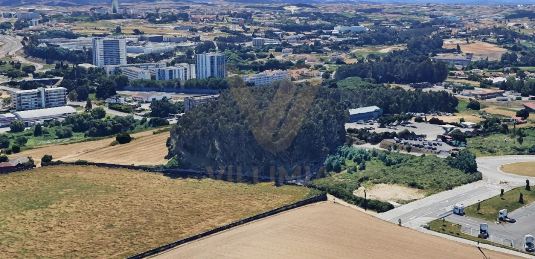 Terreno para Venda em Moreira Foto 5